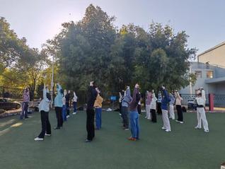 外国语学院开展女教职工八段锦比...